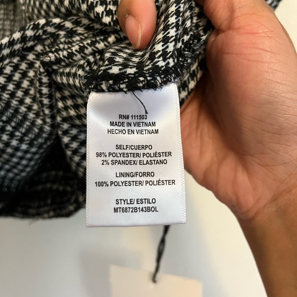 O.L.M. Houndstooth Crop Top - Picture 4 of 4